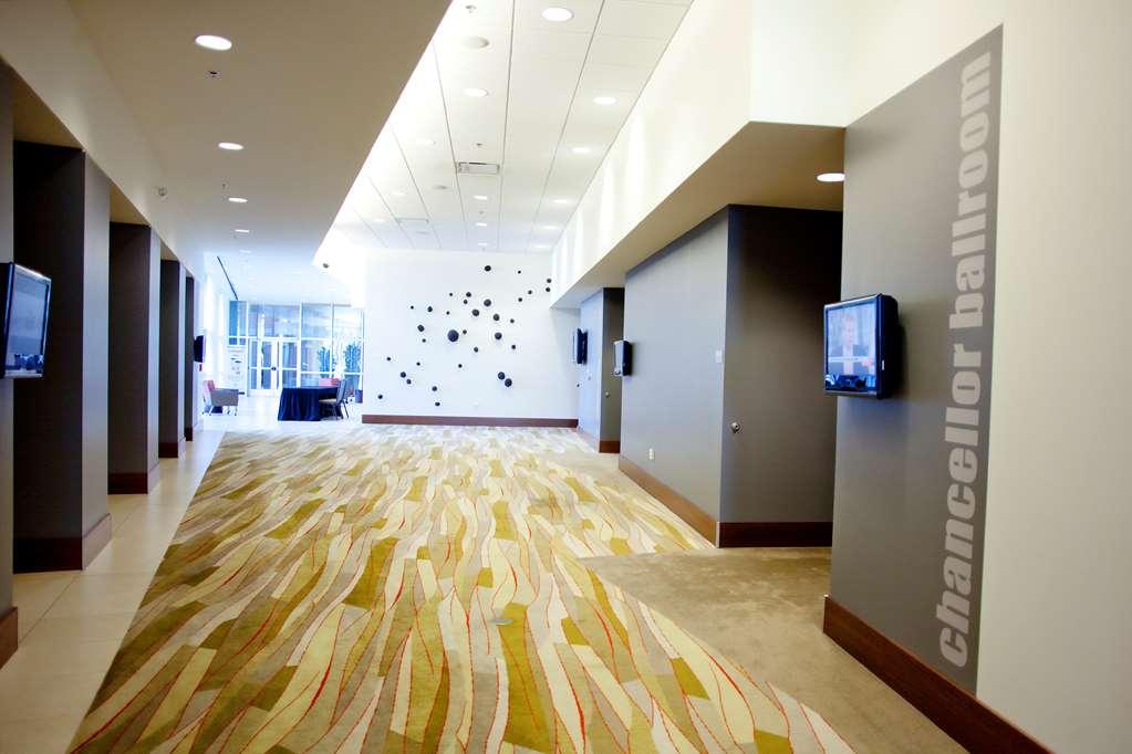I Hotel And Illinois Conference Center - Шампейн Удобства фото
